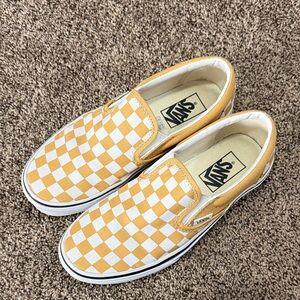 Vans Women’s Mustard Yellow and White Checkered Sneakers